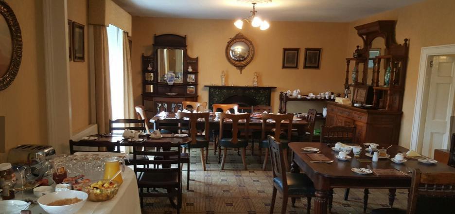 Meath Arms Country Inn Aughrim Exterior photo